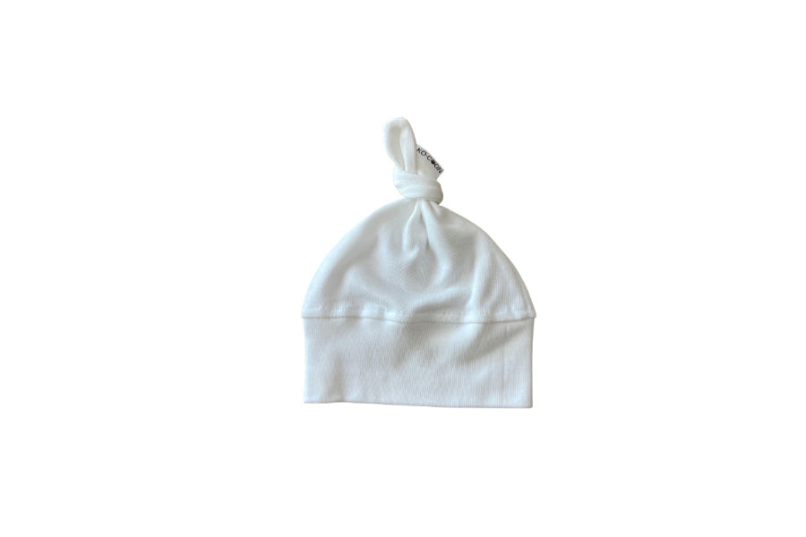 Simply Swaddling newborn wear gift set (zipped swaddle, beanie)