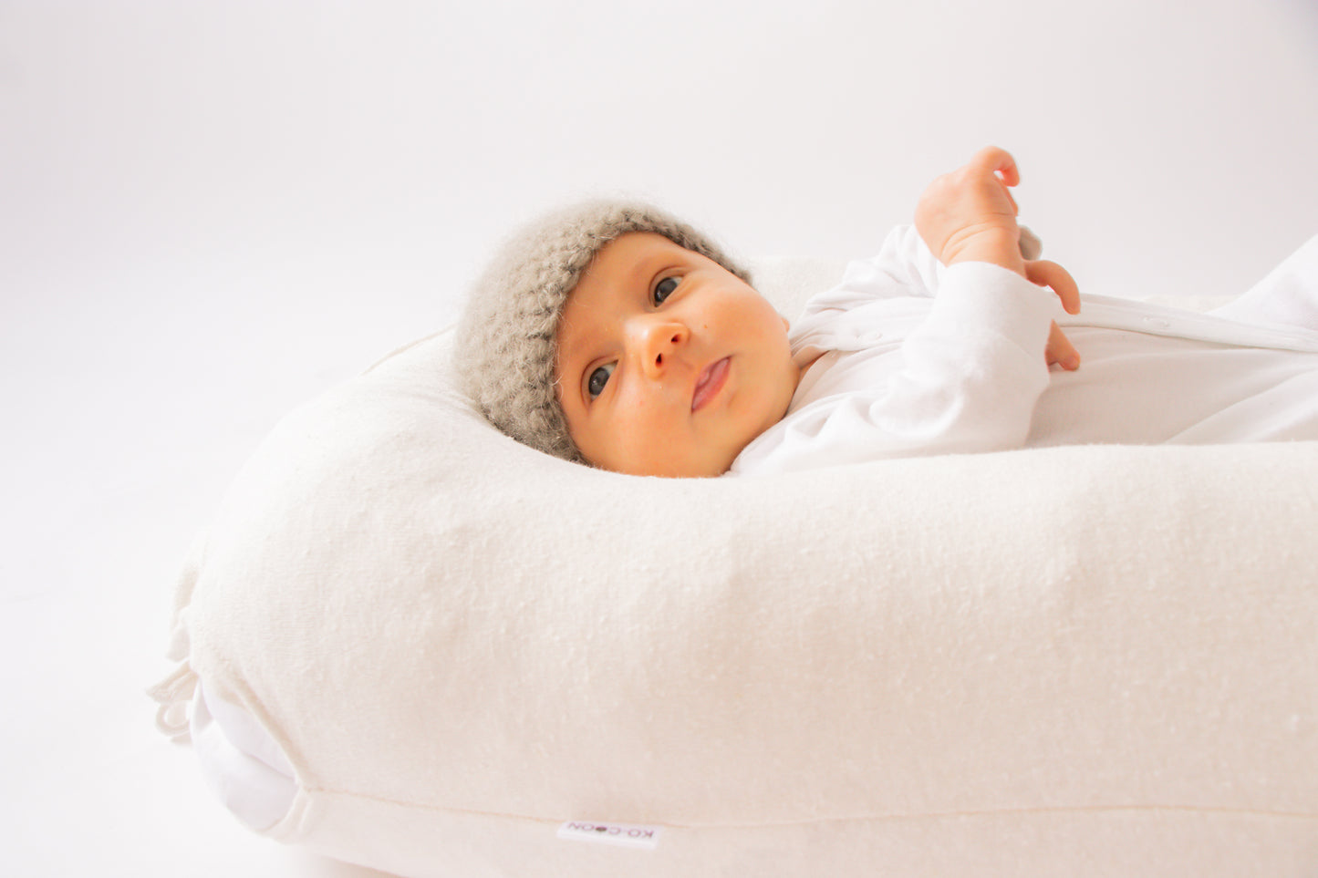 Merino Wool Nesting Pod 3-in-1 with Milky White covers