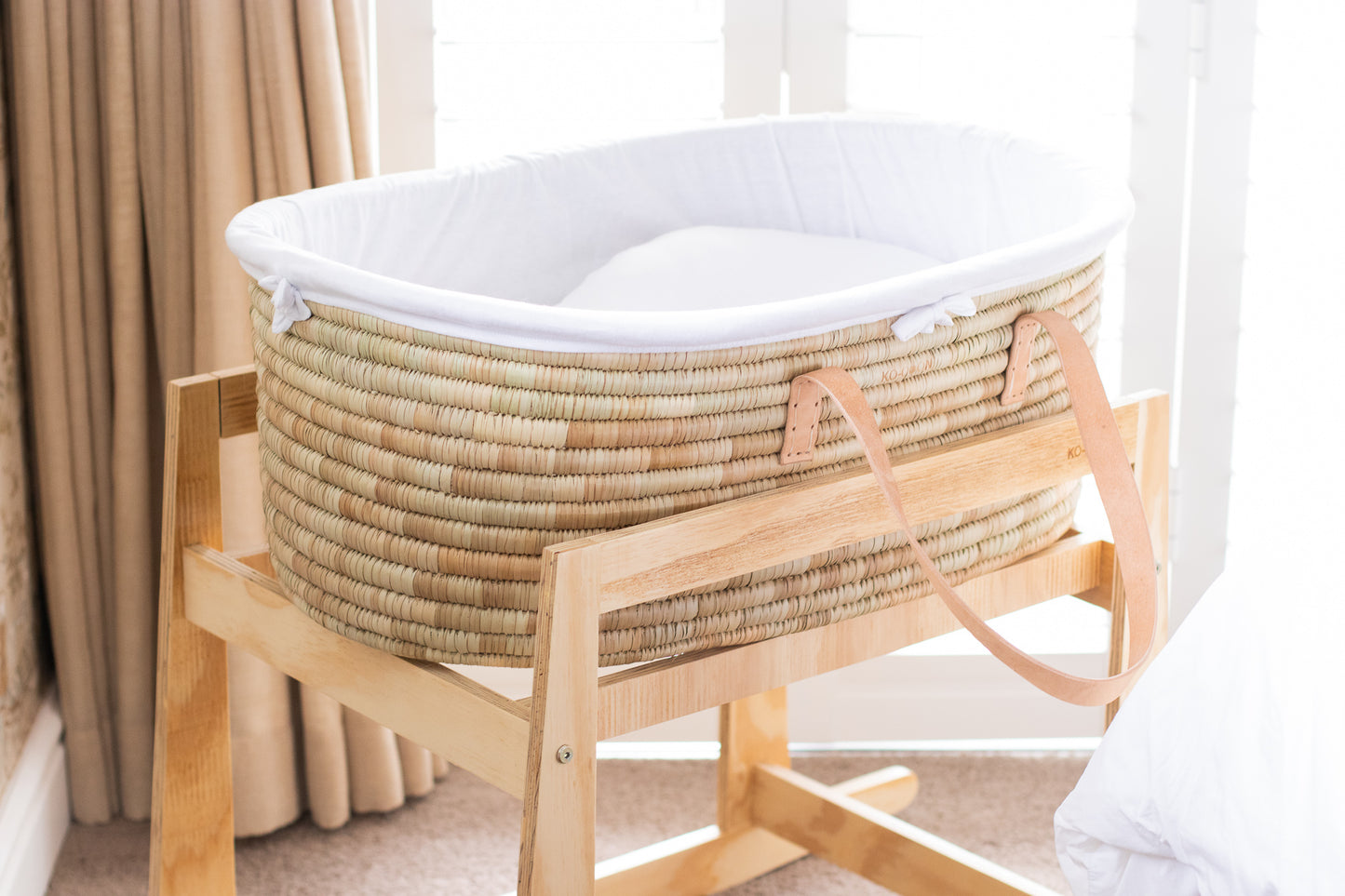 Moses Basket TIMELESS - Nude Leather handles (ETA 2 weeks)