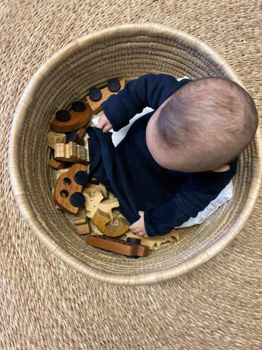 Mini playpen basket