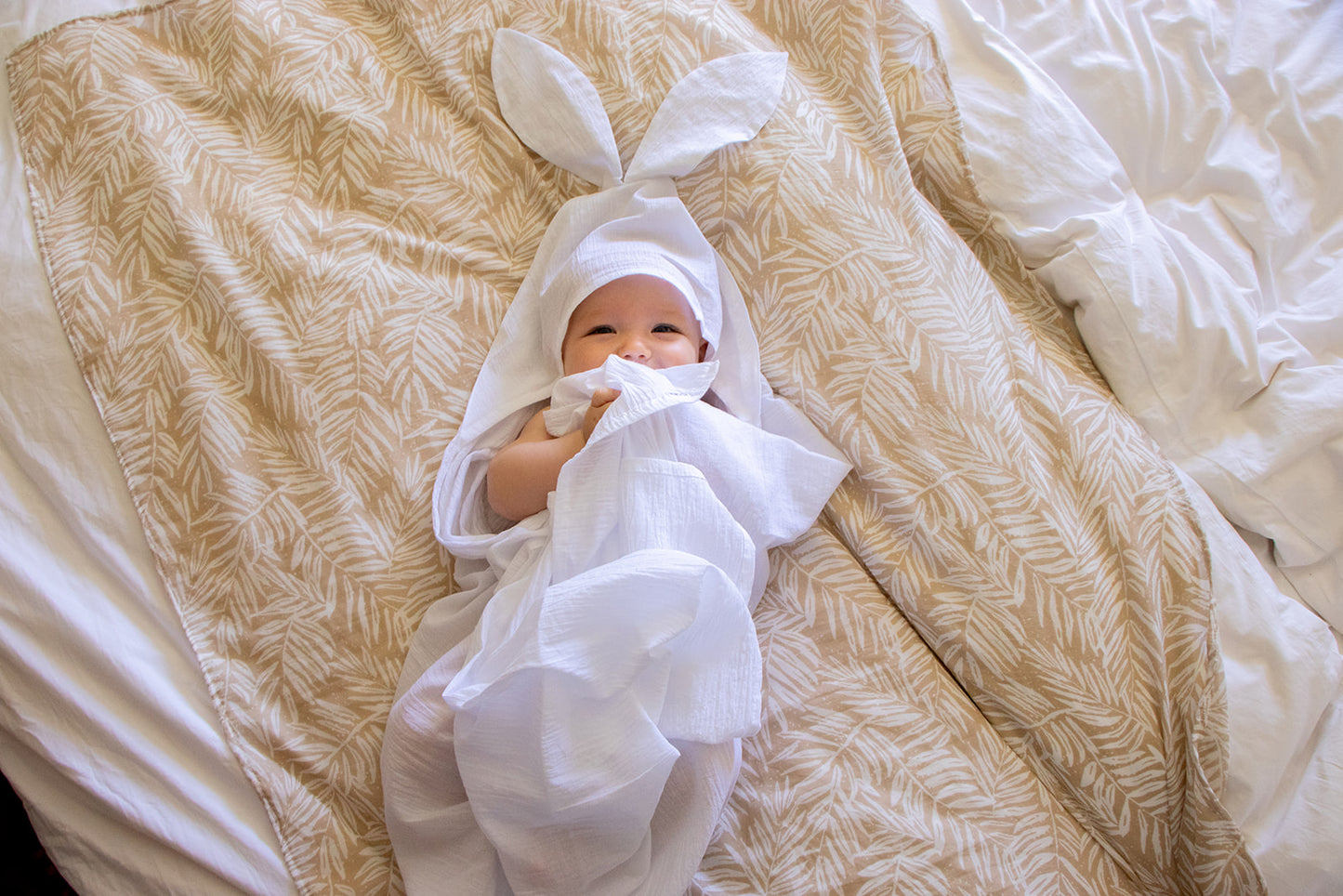 Muslin blanket with bunny hoodie - double layer